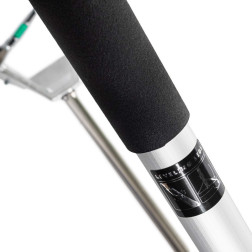 Pied Long John Silver avec roues en mousse Avenger