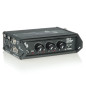Amplificateur 3 casques stéréo - 3 départs, 2 entrées. Alimentation 2 piles AA Amplificateur 3 casques stéréo - 3 départs, 2 entrées. Alimentation 2 piles AA