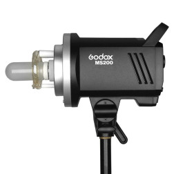 MS200-D Kit Découvrez le kit Godox MS200-D 3, une soluti Godox