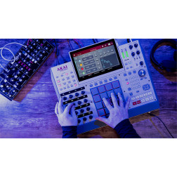 MPC-X-SE 16 pads et encodeurs, 10,1'' multitouch, specia AKAI PROFESSIONAL