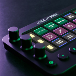 Loupedeck Live Loupedeck LiveWorks alongside keyboard, m LOUPEDECK