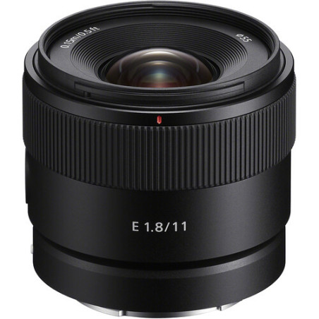 11 mm F1.8 APS-C wide angle prime Monture Sony E Sony