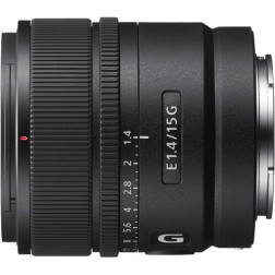 15 mm F1.4, 22.5mm APS-C monture E  Sony