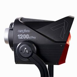 LS 1200d Pro 5600K 1200W COB LED Aputure
