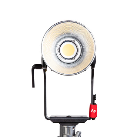 600W COB LED 5600k Bowens mount included 600W COB LED 56