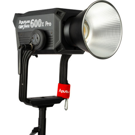 5600K, CRI/TLCI: 96 600W COB LED 5600K, CRI/TLCI: 96 600