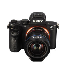 9 mm F5.6 FF RL Monture Sony E