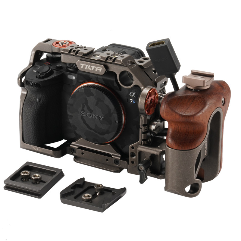 TA-T18-C Full Cage Rig with Left Side handle TA-T18-C Full Cage Rig with Left Side handle