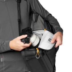 BP 250 AW III (Gris)  LowePro