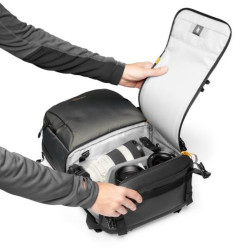 BP 250 AW III (Gris)  LowePro