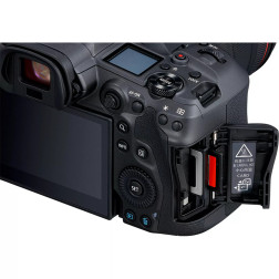 EOS-R5 + RF24-105 F4 L IS USM Canon