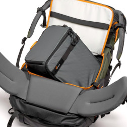 PhotoSportPRO 70L AW IV (S-M) LowePro