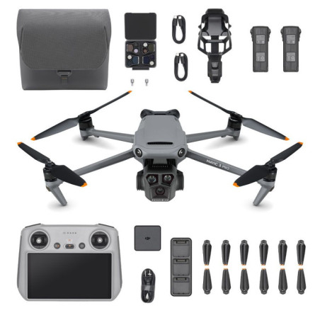 Mavic 3 Pro Fly More Combo avec DJI RC DJI