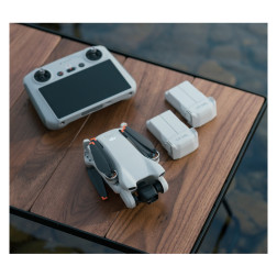 Mini 3 Fly More Combo avec DJI RC DJI