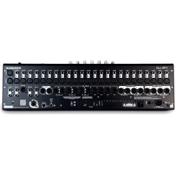 QU-24 Consoles - 24 entrees micro  Consoles - 24 entre ALLEN & HEATH