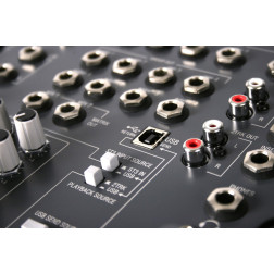 ZED-436 32 in mono, 2 st, 6 AUX, 4 SUB USB 4 groupes - 3 ALLEN & HEATH