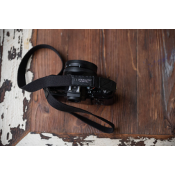 ACAM-102A black Artisan & Artist