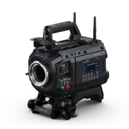 URSA Cine 12K LF avec EVF