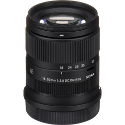 18-50mm f/2.8 DC DN (C) L