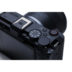 EOS-R50 V