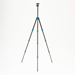 TSSL08CN00P SuperSlim Carbon Tripod