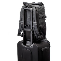 DNA 16 DSLR Backpack - Black