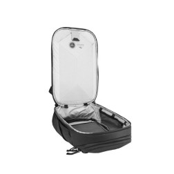 Travel backpack 30L - black