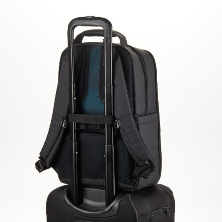 Axis v2 16L Road Warrior Backpack - Black