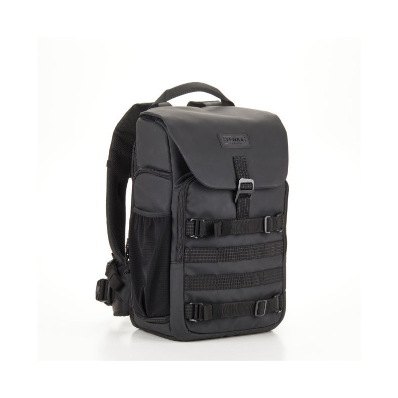 Axis v2 LT 18L Backpack - Black