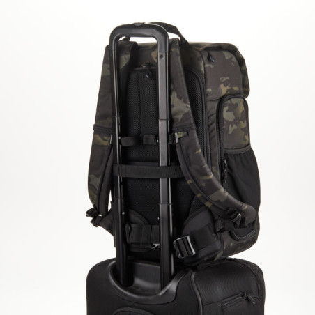 Axis v2 LT 20L Backpack - MultiCam Black