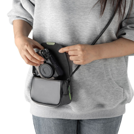 5673 Storage Bag for Camera (Black)