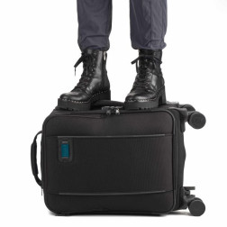 Roadie v2 Spinner 21 Air Case