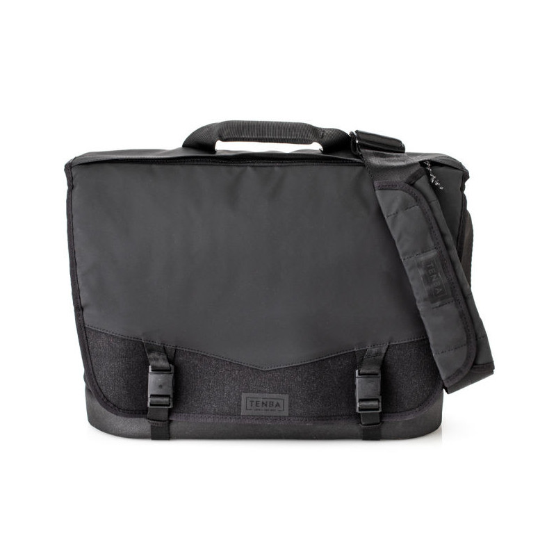 DNA 16 Slim Messenger Bag — Black