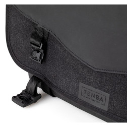 DNA 16 DSLR Messenger Bag   Black