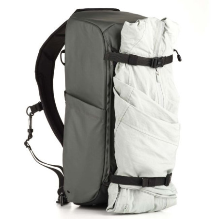 Solstice v2 16L Sling Bag - Gray