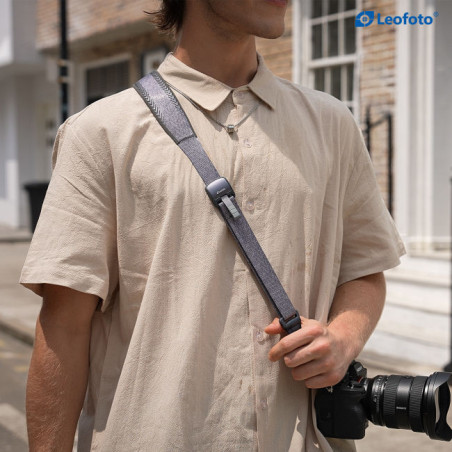 Camera strap gray