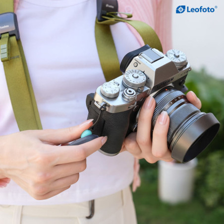 Camera strap green