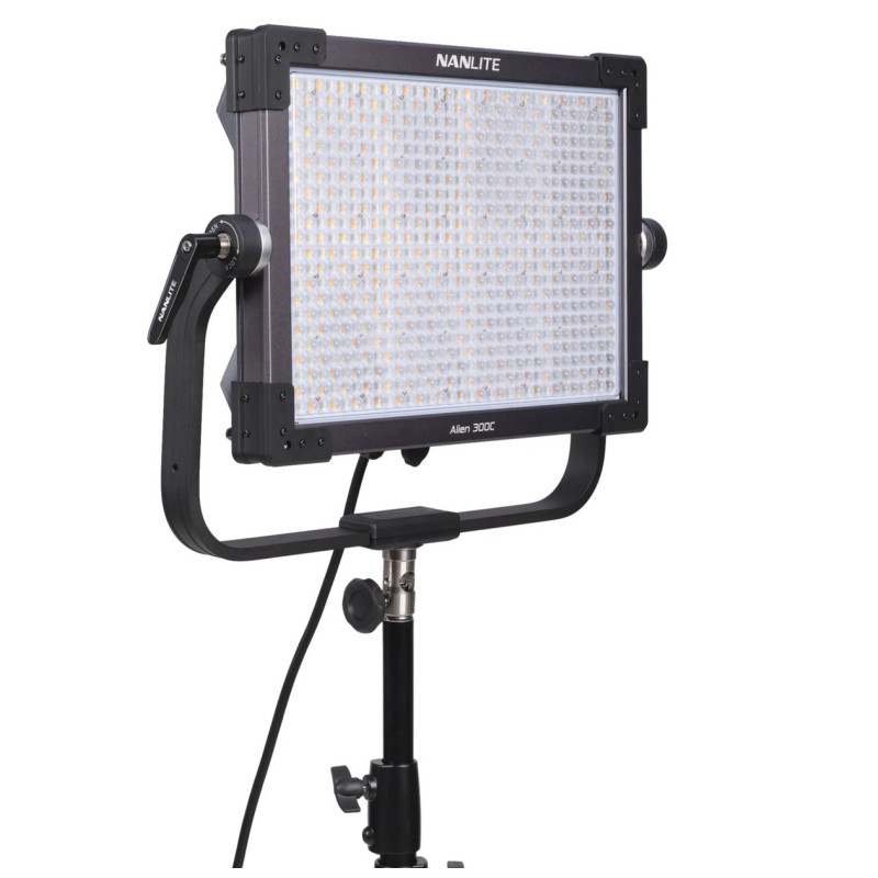 Alien 300C LED RGBWW Panel