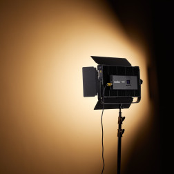   P200BI Studio LED Light Panel