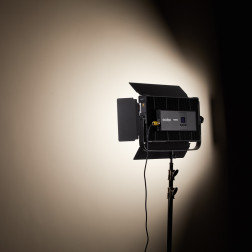   P200BI Studio LED Light Panel