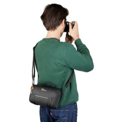 Adventura SH 160 III (Black) LowePro