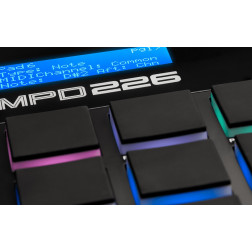 MPD226 16 pads 4 faders 4 potentiomètres AKAI PROFESSIONAL