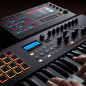 MPC-LIVE2 16 pads, 4 encodeurs, 7" multitouch, batterie li-ion MPC-LIVE2 16 pads, 4 encodeurs, 7" multitouch, batterie li-ion